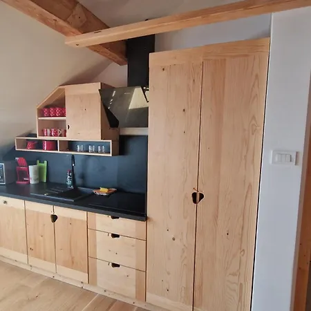 Tourist Farm Gricnik ファームステイ Resnik